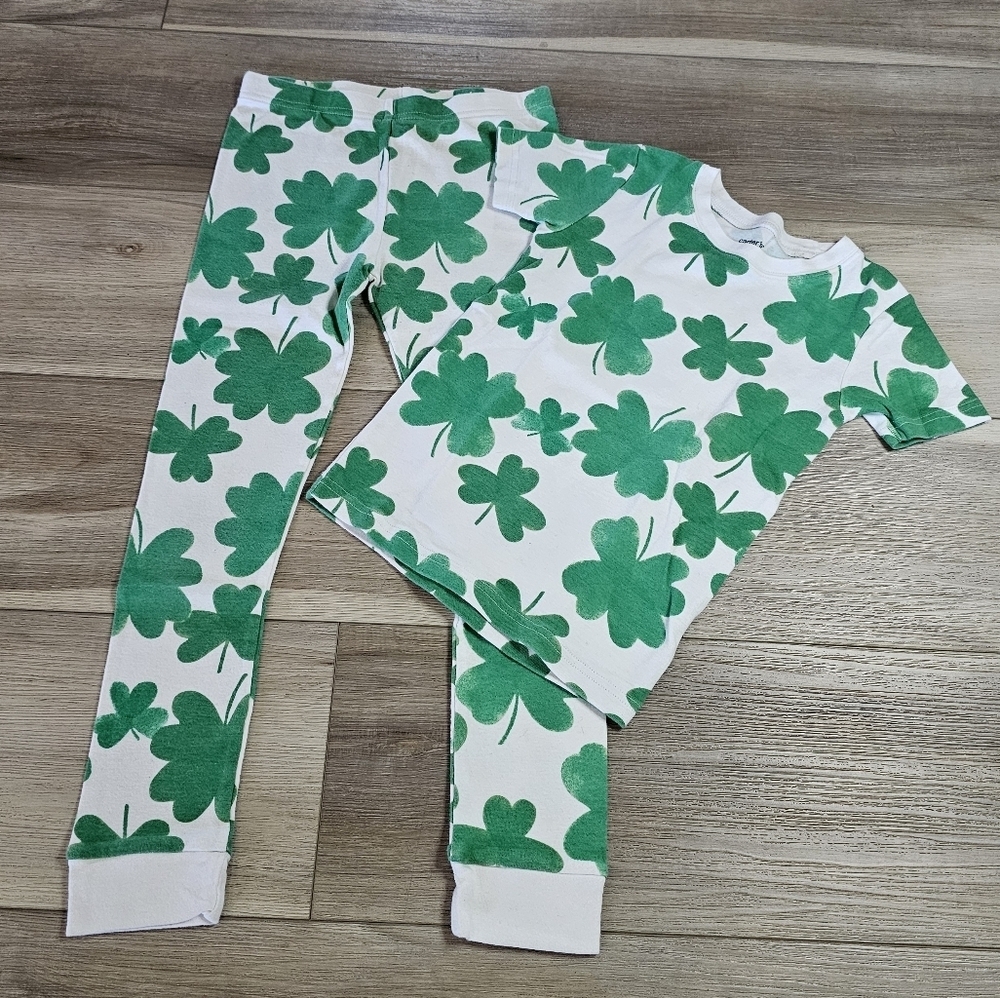 Carter's Lucky Clover Matching Set Kid Size 7